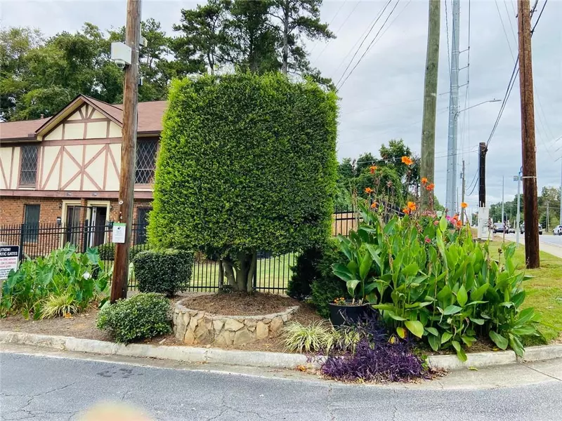 3293 Abbeywood DR, Decatur, GA 30034
