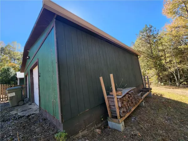 Dallas, GA 30157,1048 Seals RD