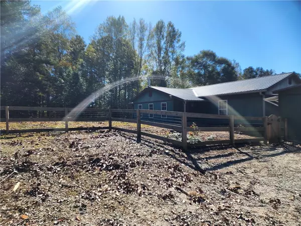 Dallas, GA 30157,1048 Seals RD