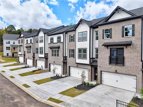 Tucker, GA 30084,5703 Urban Village WAY #32