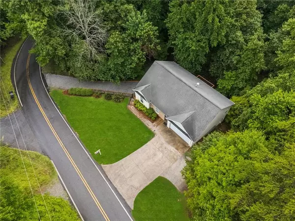 Dahlonega, GA 30533,516 Golden AVE