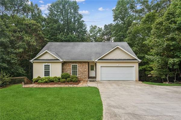 516 Golden AVE, Dahlonega, GA 30533