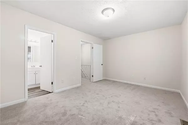Marietta, GA 30008,1230 Oakplace DR SW