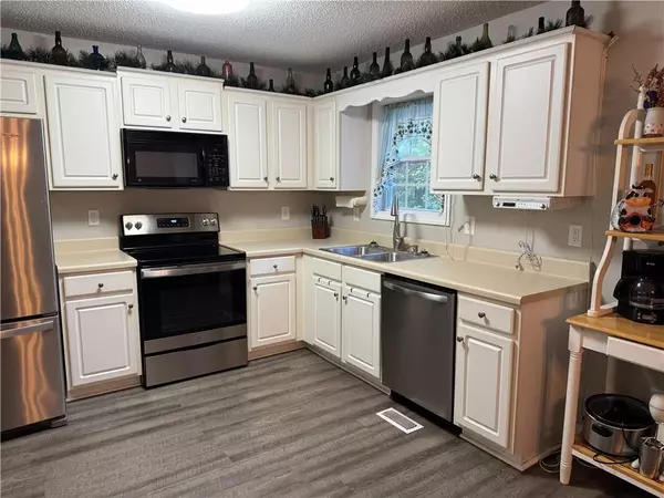 Rockmart, GA 30153,222 Jacob Trl