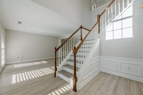 Johns Creek, GA 30097,445 Stedford LN