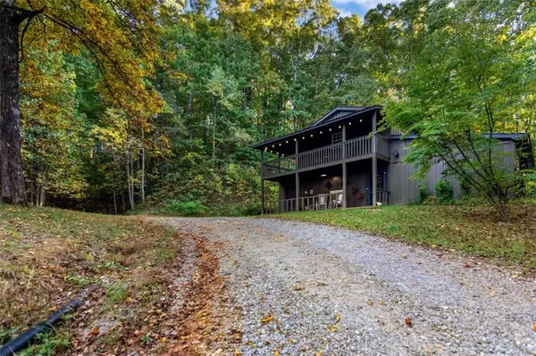 Ellijay, GA 30536,686 Laurel Hill LN