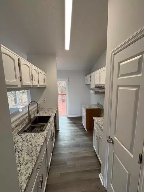 Stone Mountain, GA 30088,728 Fox Valley DR