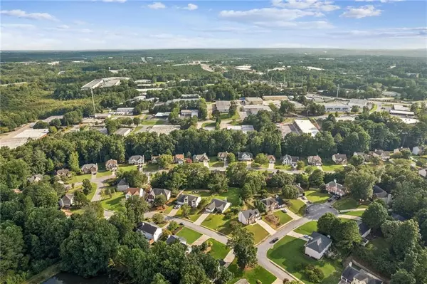 Alpharetta, GA 30004,6005 ADERHOLD way