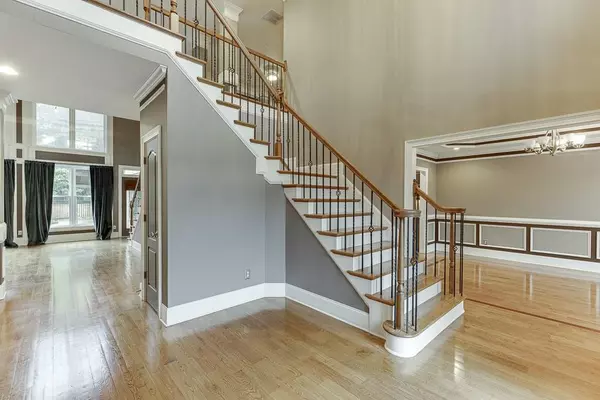 Hoschton, GA 30548,940 Chateau Forest RD