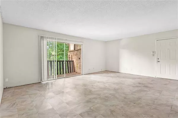 Atlanta, GA 30349,1315 Camelot DR
