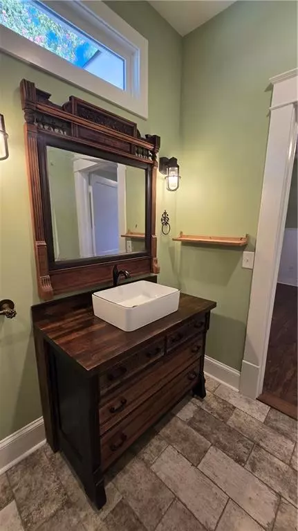 Cartersville, GA 30120,315 West Avenue