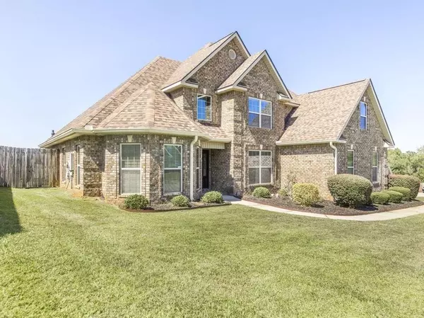 Bonaire, GA 31005,402 Charlotte DR