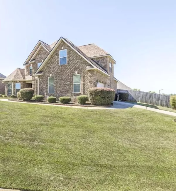 Bonaire, GA 31005,402 Charlotte DR