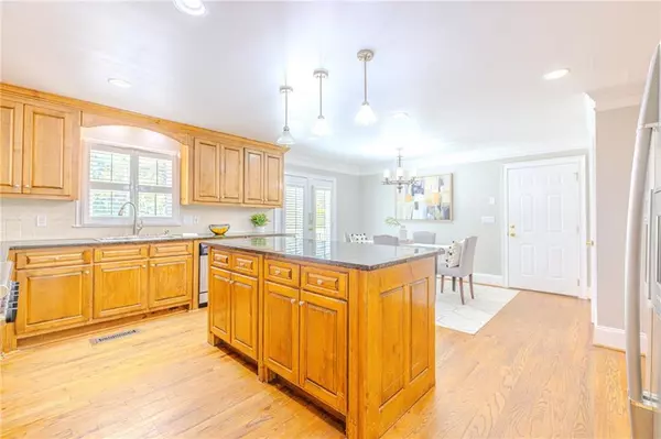 Atlanta, GA 30350,7680 Jett Ferry RD