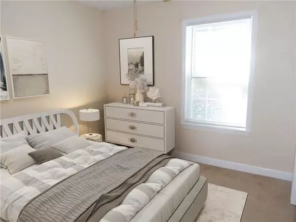 Decatur, GA 30035,1942 Glenwood Downs DR