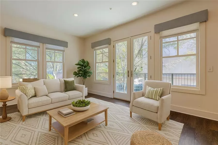 925 Garrett ST SE #215, Atlanta, GA 30316