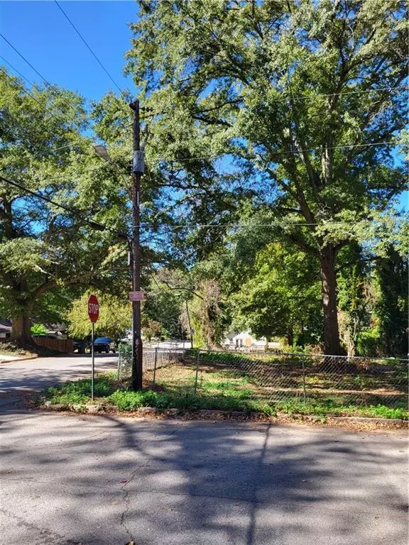Atlanta, GA 30314,154 NW Stanhope CIR NW