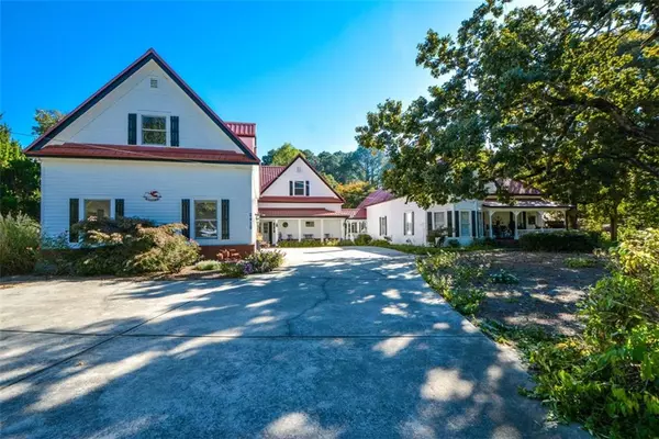 2419 OLD LOST MOUNTAIN RD, Powder Springs, GA 30127