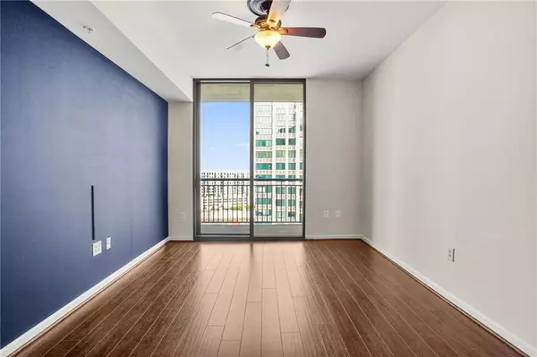 Atlanta, GA 30305,3040 Peachtree RD NW #1313
