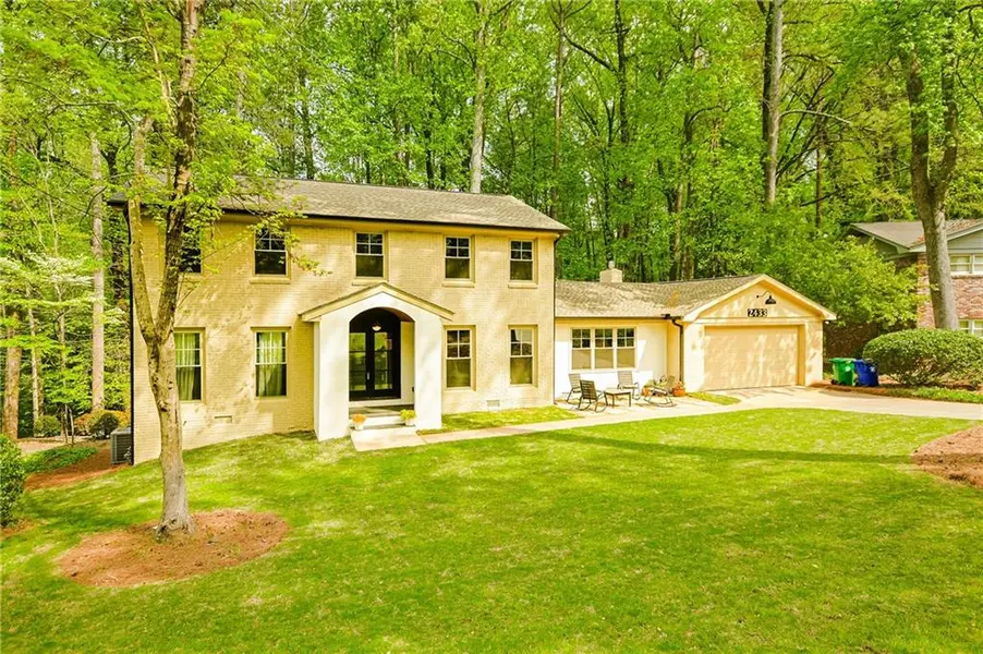 2433 Helmsdale DR NE, Atlanta, GA 30345