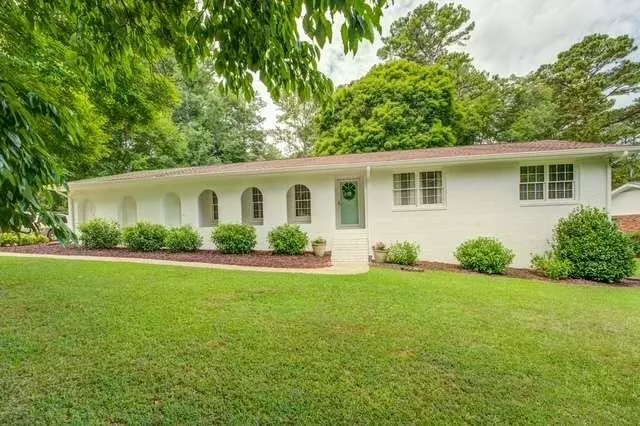 411 Burke CIR, Mcdonough, GA 30253