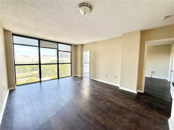 Atlanta, GA 30309,1280 W Peachtree ST NW #1511