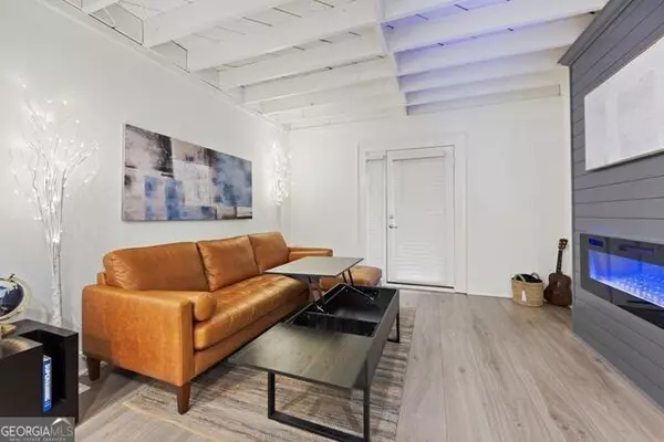 Atlanta, GA 30306,799 Barnett ST NE #1