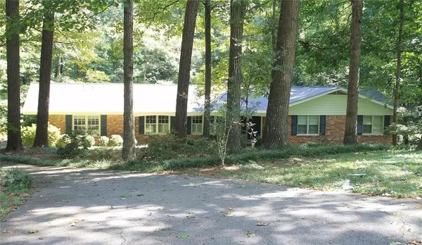 2350 Oxbow CIR, Smoke Rise, GA 30087