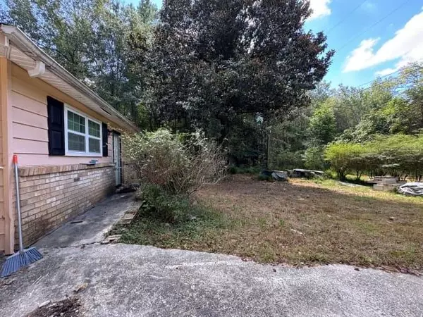 Lithia Springs, GA 30122,8684 Hickory LN