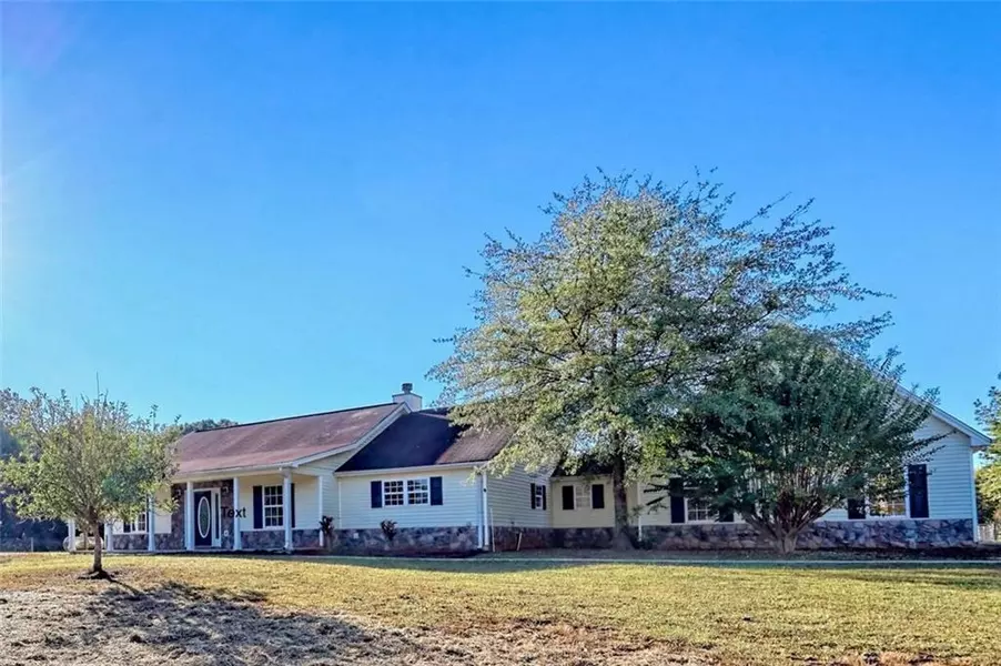 539 B Wilson RD, Commerce, GA 30529