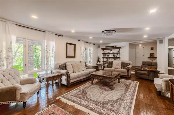 Roswell, GA 30076,300 Cedar Knoll CT