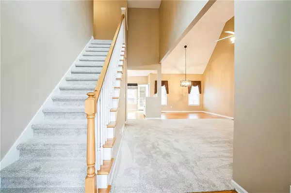 Woodstock, GA 30188,1008 Walnut Creek DR