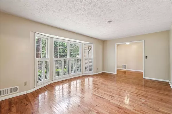 Roswell, GA 30076,610 Trailmore PL
