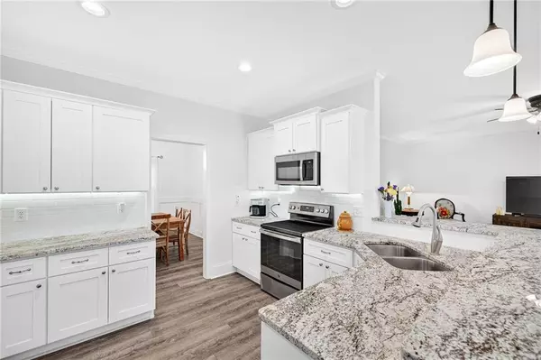 Gainesville, GA 30506,5234 Laurel LN