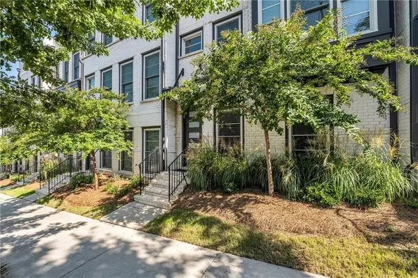 Atlanta, GA 30318,552 Ember LN