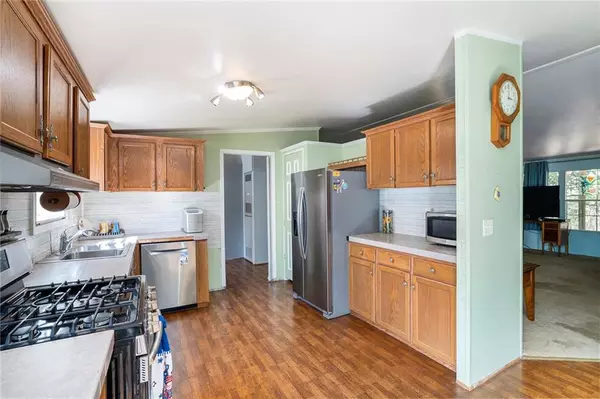 Ball Ground, GA 30107,844 Haithcock DR