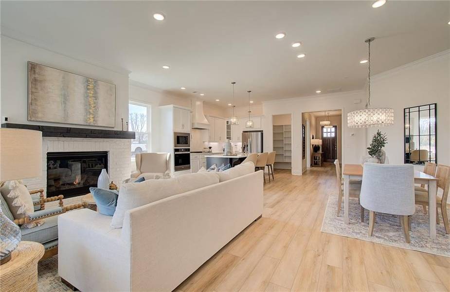 7210 Winderlea LN, Cumming, GA 30040