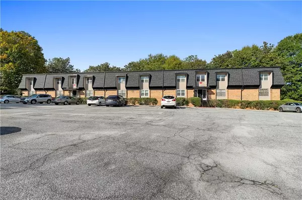 Atlanta, GA 30350,365 Winding River DR #E