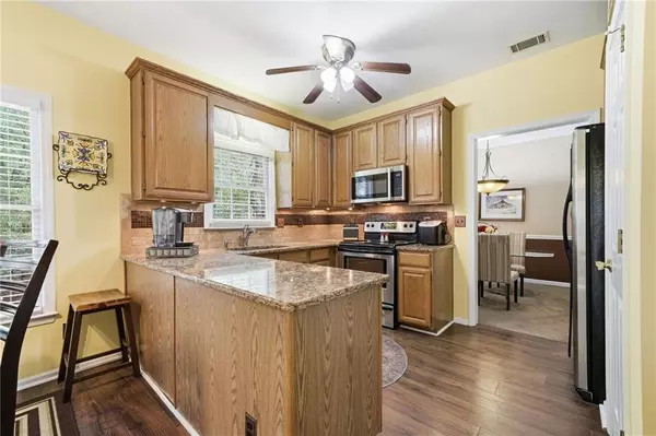 Roswell, GA 30076,945 Club Chase CT