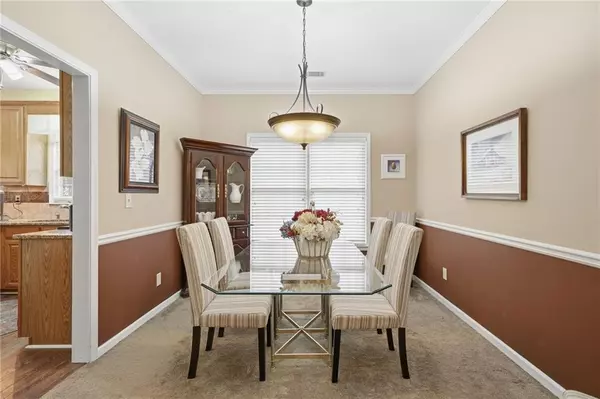 Roswell, GA 30076,945 Club Chase CT