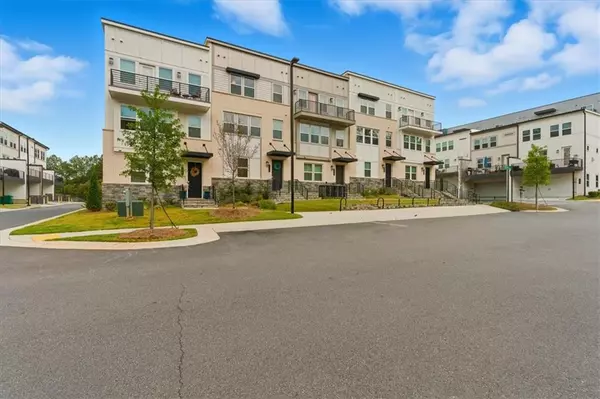 Peachtree Corners, GA 30092,3370 Oak Harbor DR