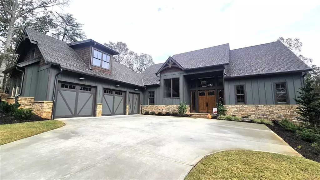 Dahlonega, GA 30533,179 Golden Bear PASS