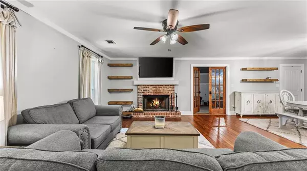 Silver Creek, GA 30173,1104 Burkhalter RD SE