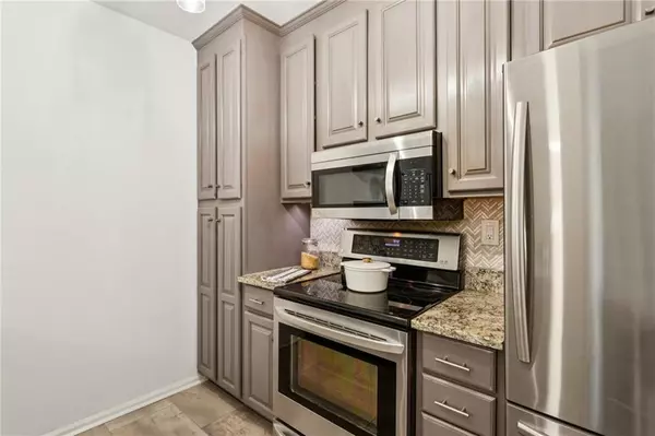 Atlanta, GA 30309,1 Biscayne DR NW #112