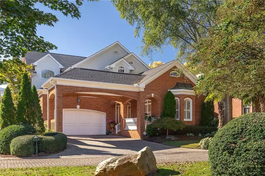 1065 Arbor TRCE NE, Brookhaven, GA 30319