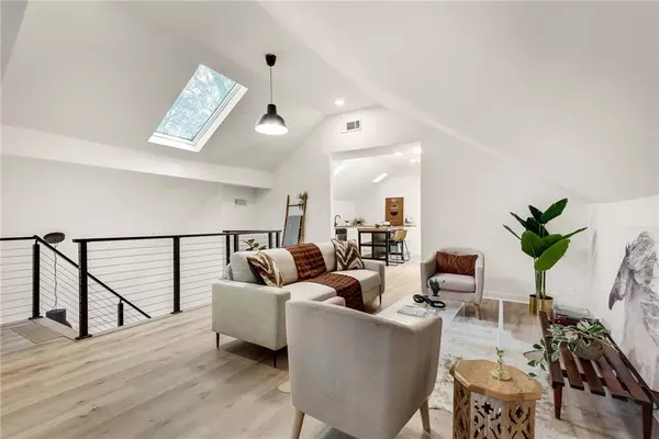 Atlanta, GA 30309,901 Argonne AVE NE #B