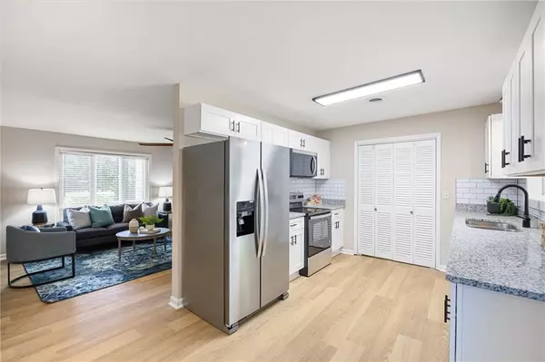 Canton, GA 30114,779 Holly ST