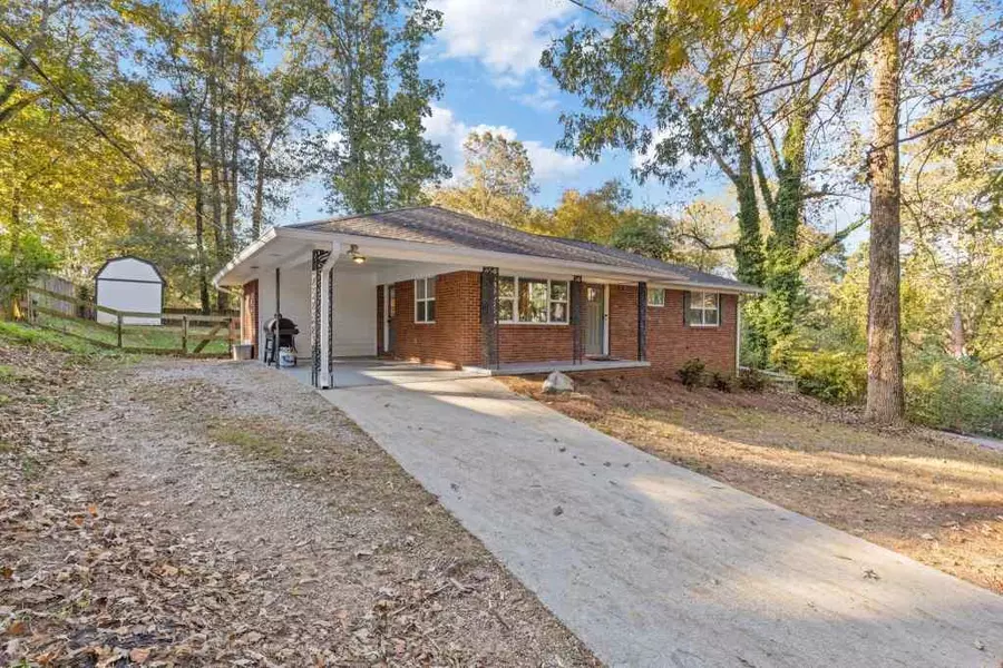 3649 Garden BLVD, Gainesville, GA 30506