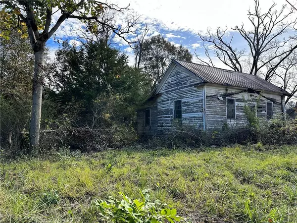 Forsyth, GA 31029,62 Washington DR