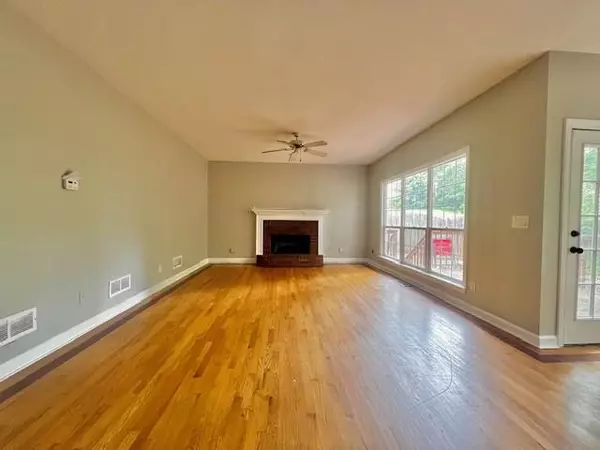 Lilburn, GA 30047,1272 Killian WAY SW